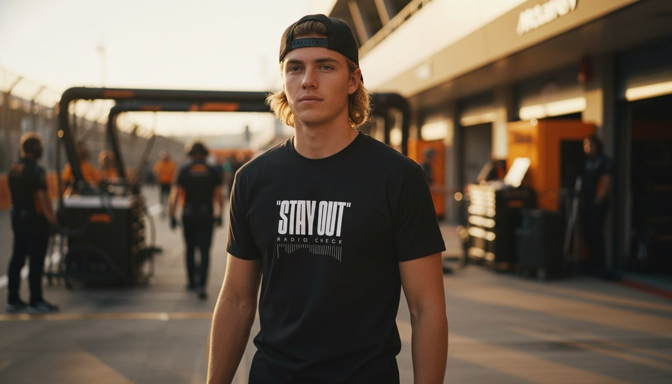 T-Shirt - STAY OUT - Black
